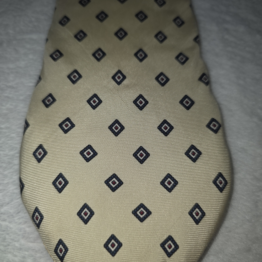 Neil Martin Diamond TIE